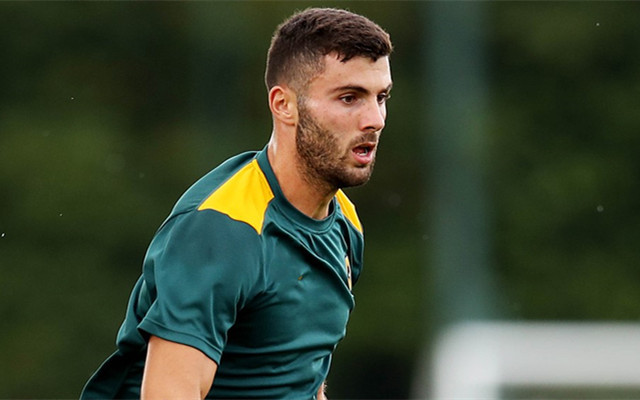 爱游戏-今夜突围战来临，尼斯围绕社区盾再遭质疑，话题不断，阵容厚度经受考验(战锤40k行商浪人踏上歧途)