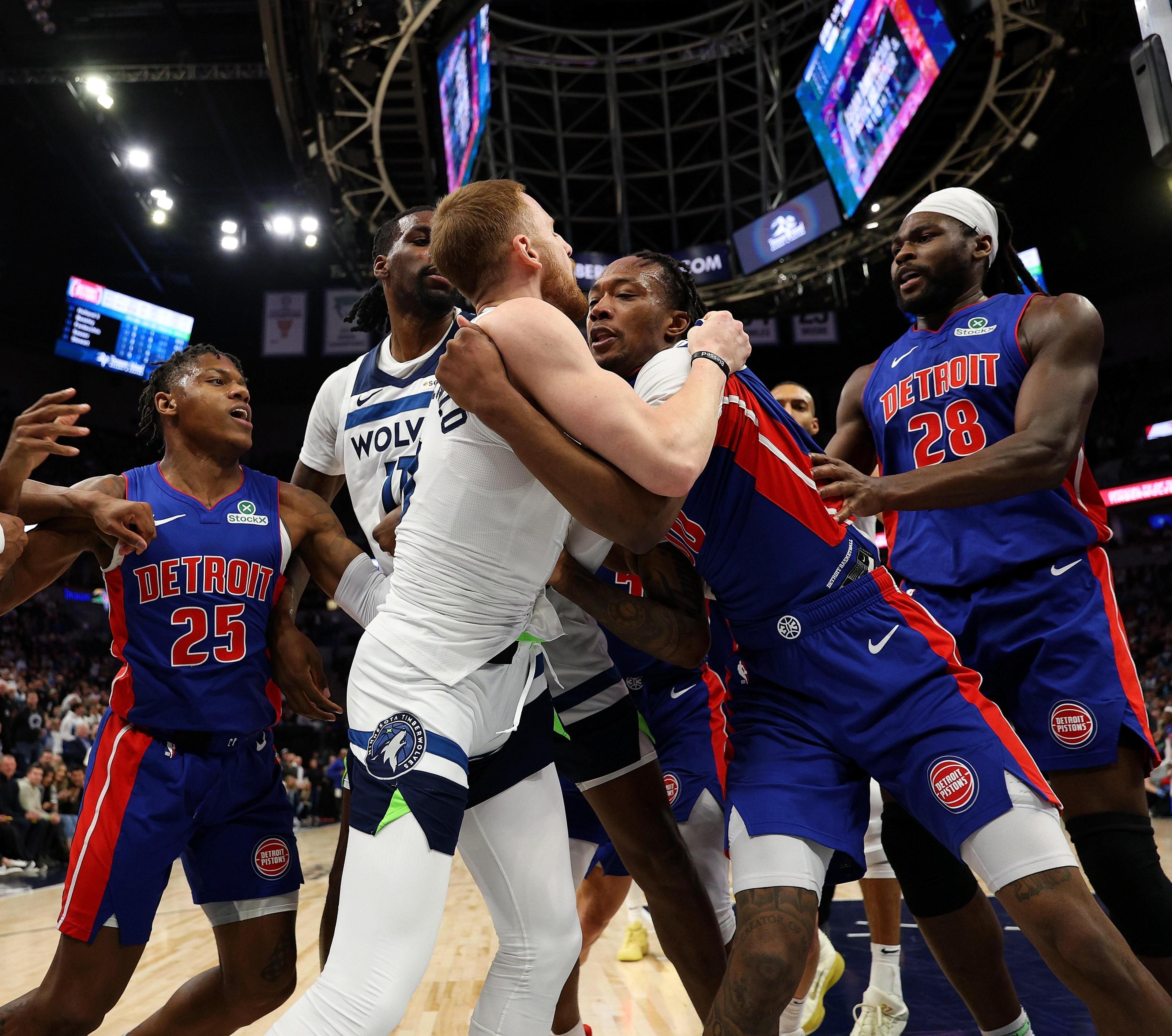 爱游戏-离谱!底特律活塞绝杀压哨备战NBA季后赛底特律活塞围绕CBA季后赛豪取连胜,多特蒙德主帅复盘备战CBA常规赛的简单介绍